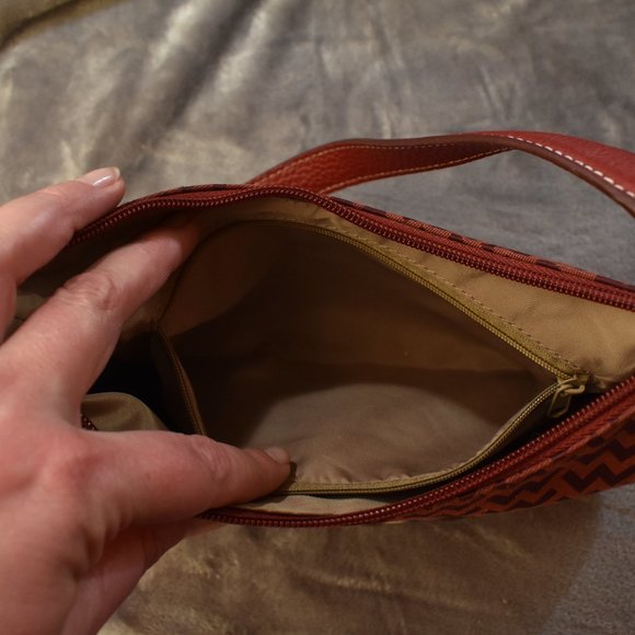 Vintage Red Wilsons Leather Handbag - Picture 5 of 16